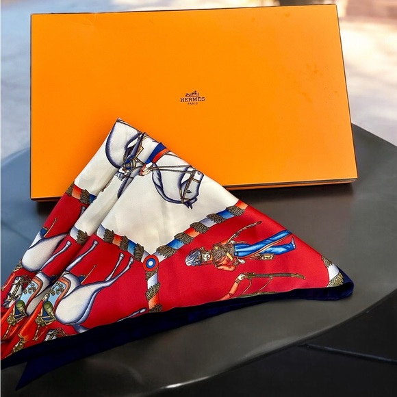 Authentic Hermes ๐ฏ silk scarf - Picture 1 of 8